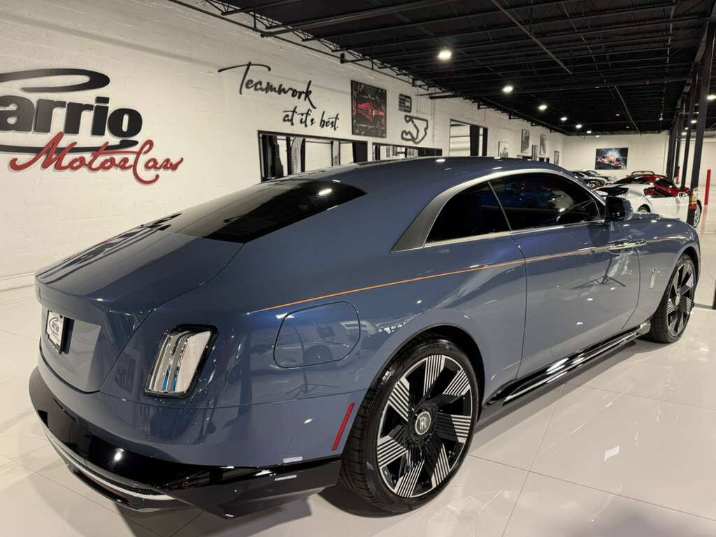 2024 Rolls-Royce Spectre Wittering Blue paint,hand-painted coachline,Bespoke Audio system,shooting star headliner & MORE!! Fort Lauderdale FL
