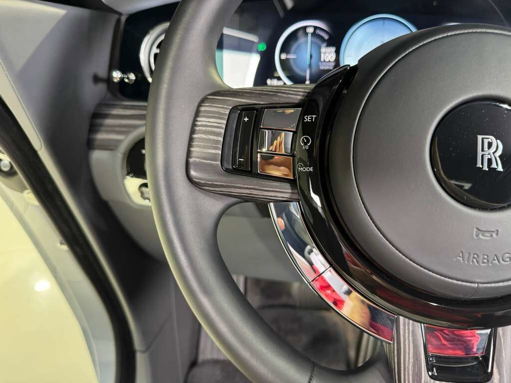 2024 Rolls-Royce Spectre Wittering Blue paint,hand-painted coachline,Bespoke Audio system,shooting star headliner & MORE!! Fort Lauderdale FL