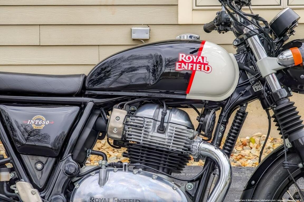 2024 Royal Enfield Interceptor INT650 Black Pearl Boston MA