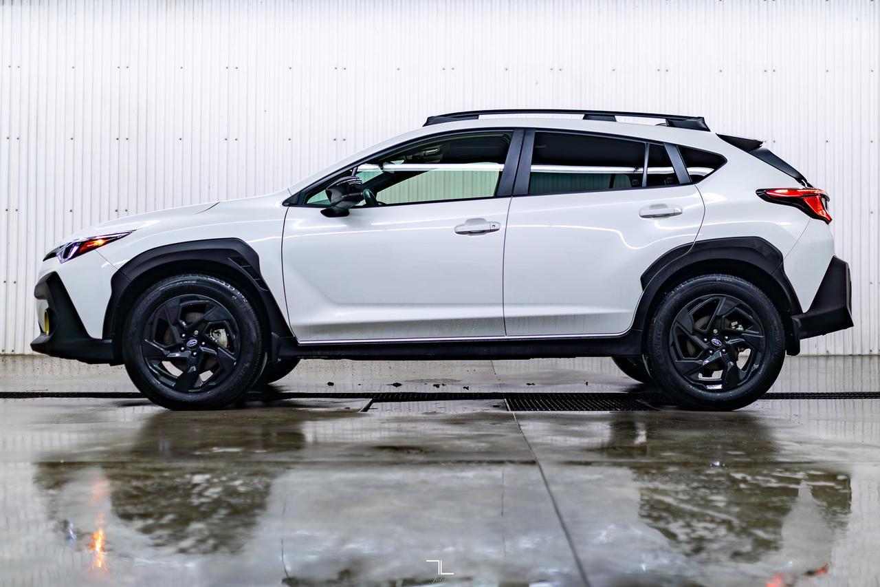 2024 Subaru Crosstrek AWD Onyx Roof BCam Red Deer AB