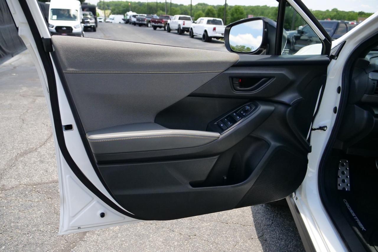 2024 Subaru Crosstrek Sport / AWD / Heated Seats / Sunroof! High Point NC