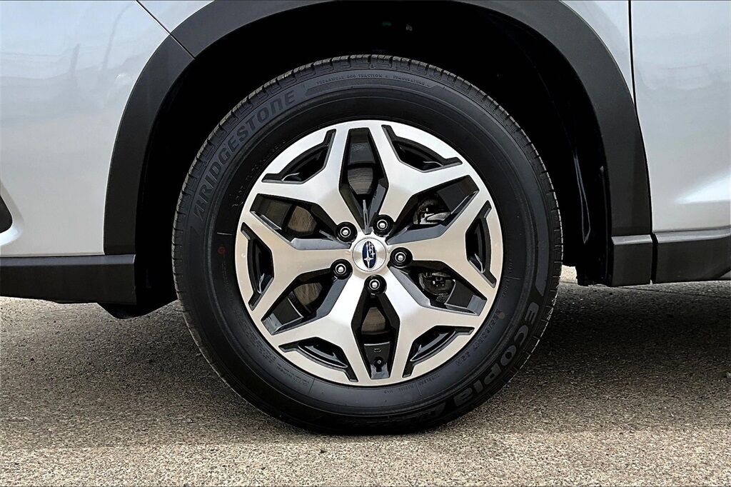 2024 Subaru Forester Premium OR