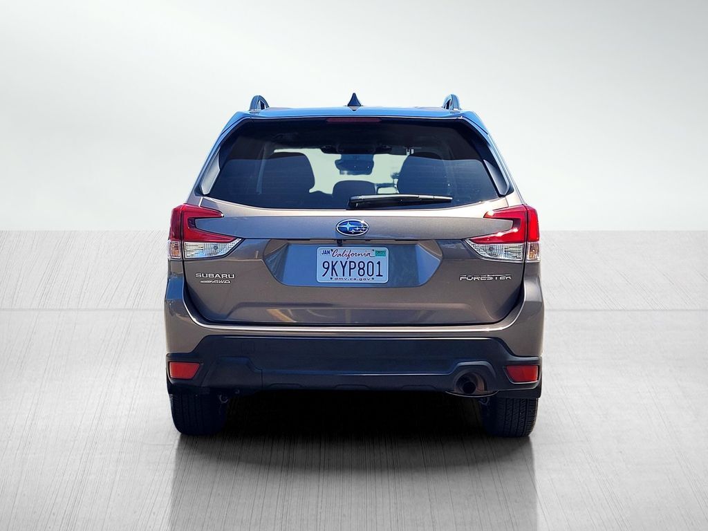 2024 Subaru Forester Premium Roseville CA