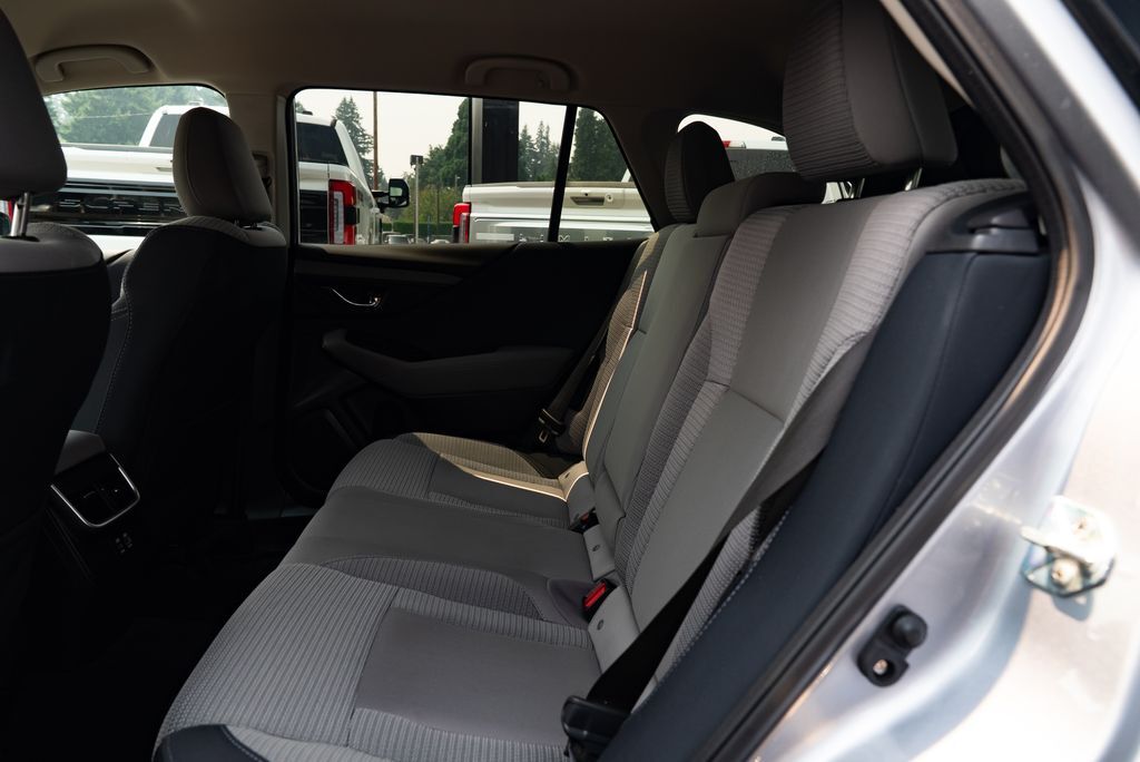 2024 Subaru Outback Premium Milwaukie OR
