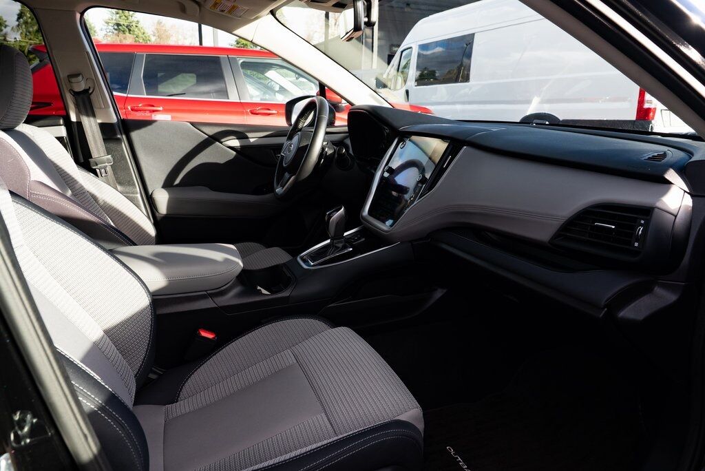 2024 Subaru Outback Premium Milwaukie OR