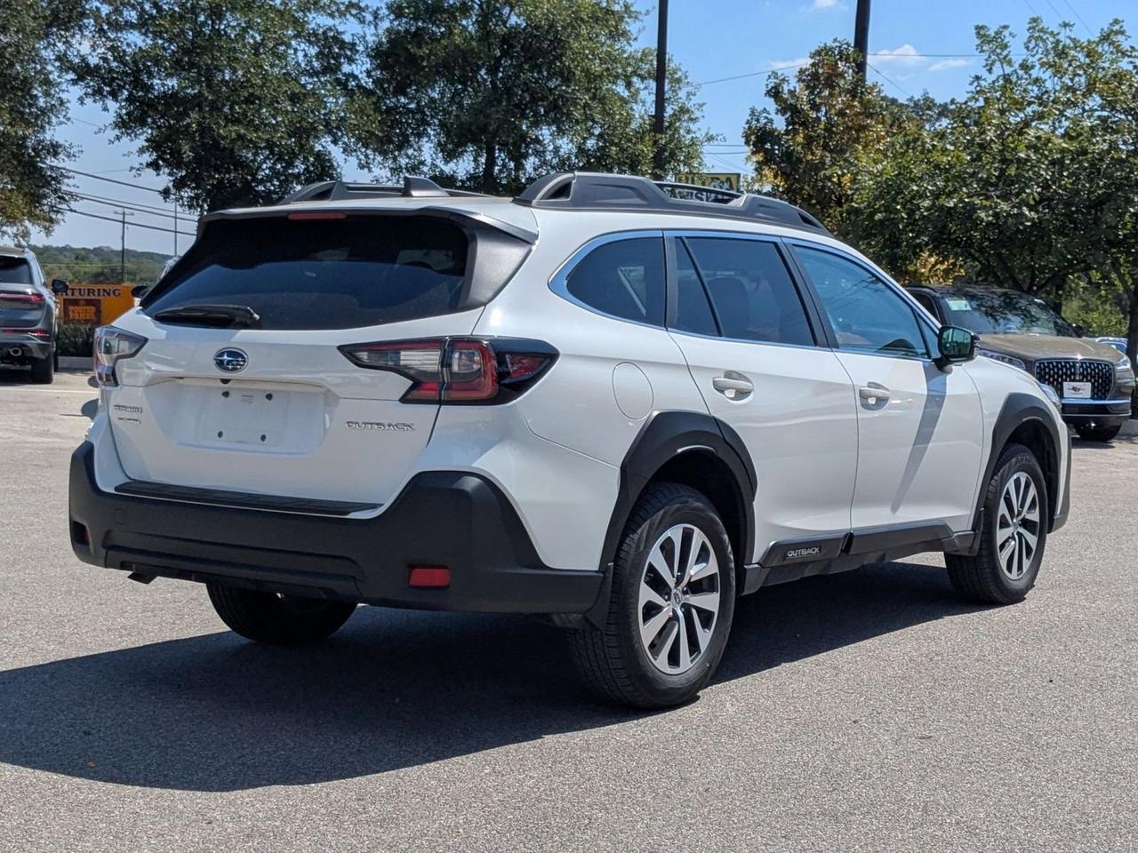 2024 Subaru Outback Premium