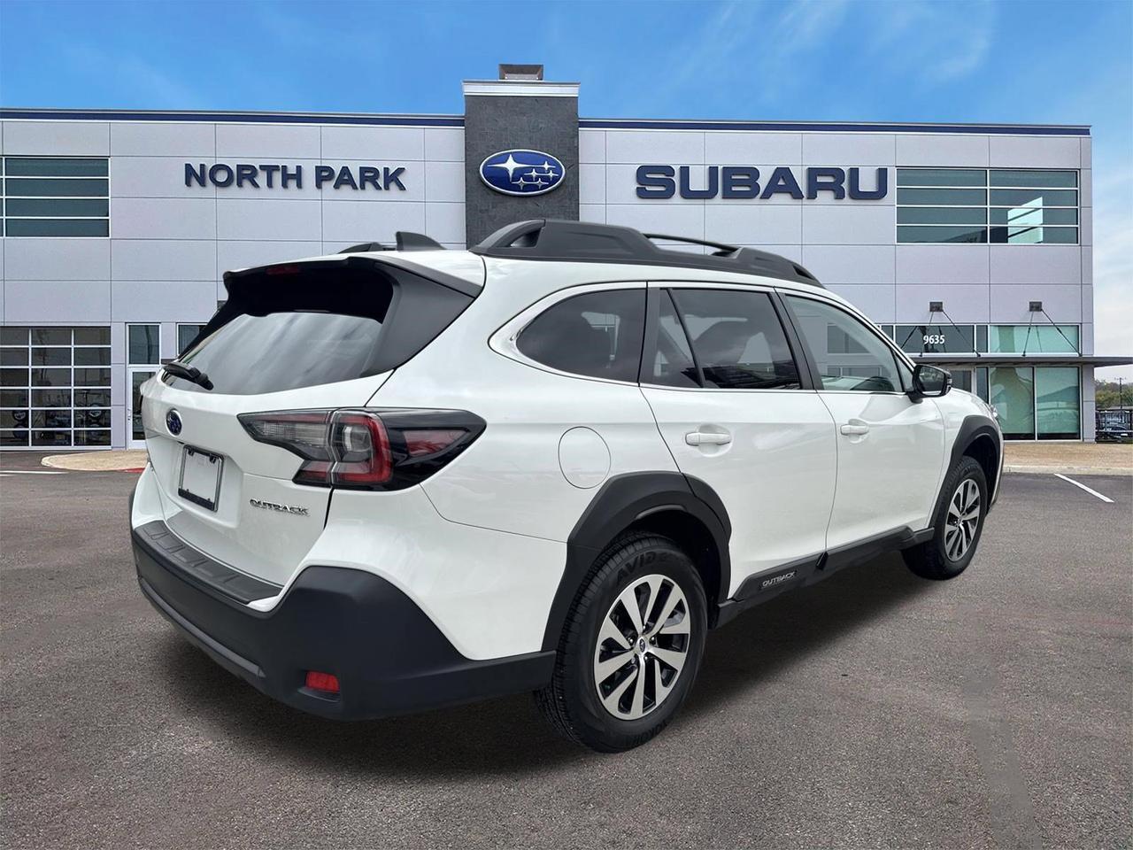 2024 Subaru Outback Premium