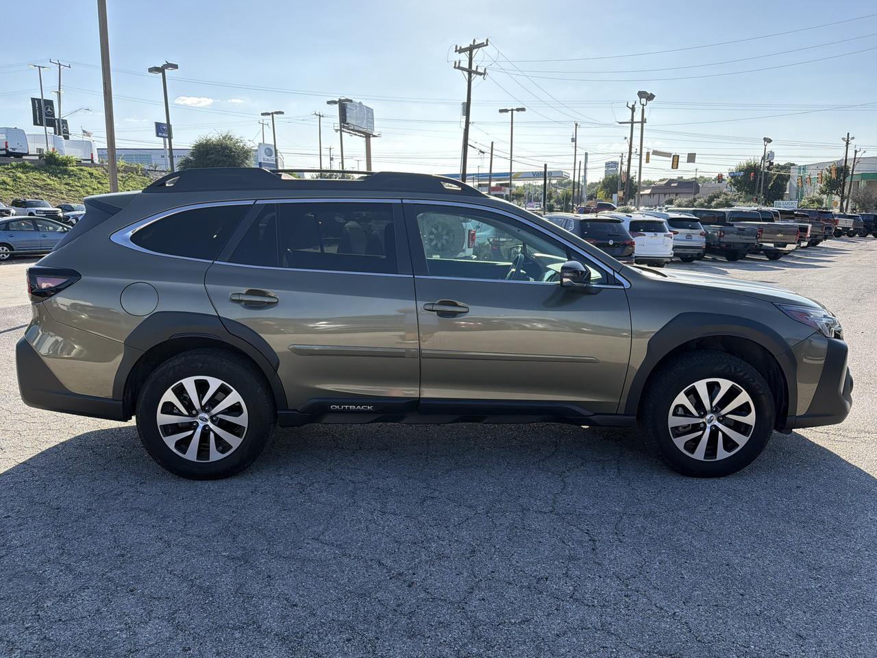 2024 Subaru Outback Premium