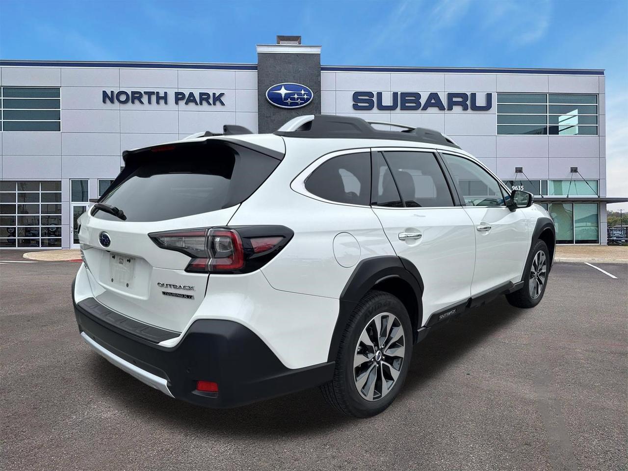 2024 Subaru Outback Touring XT