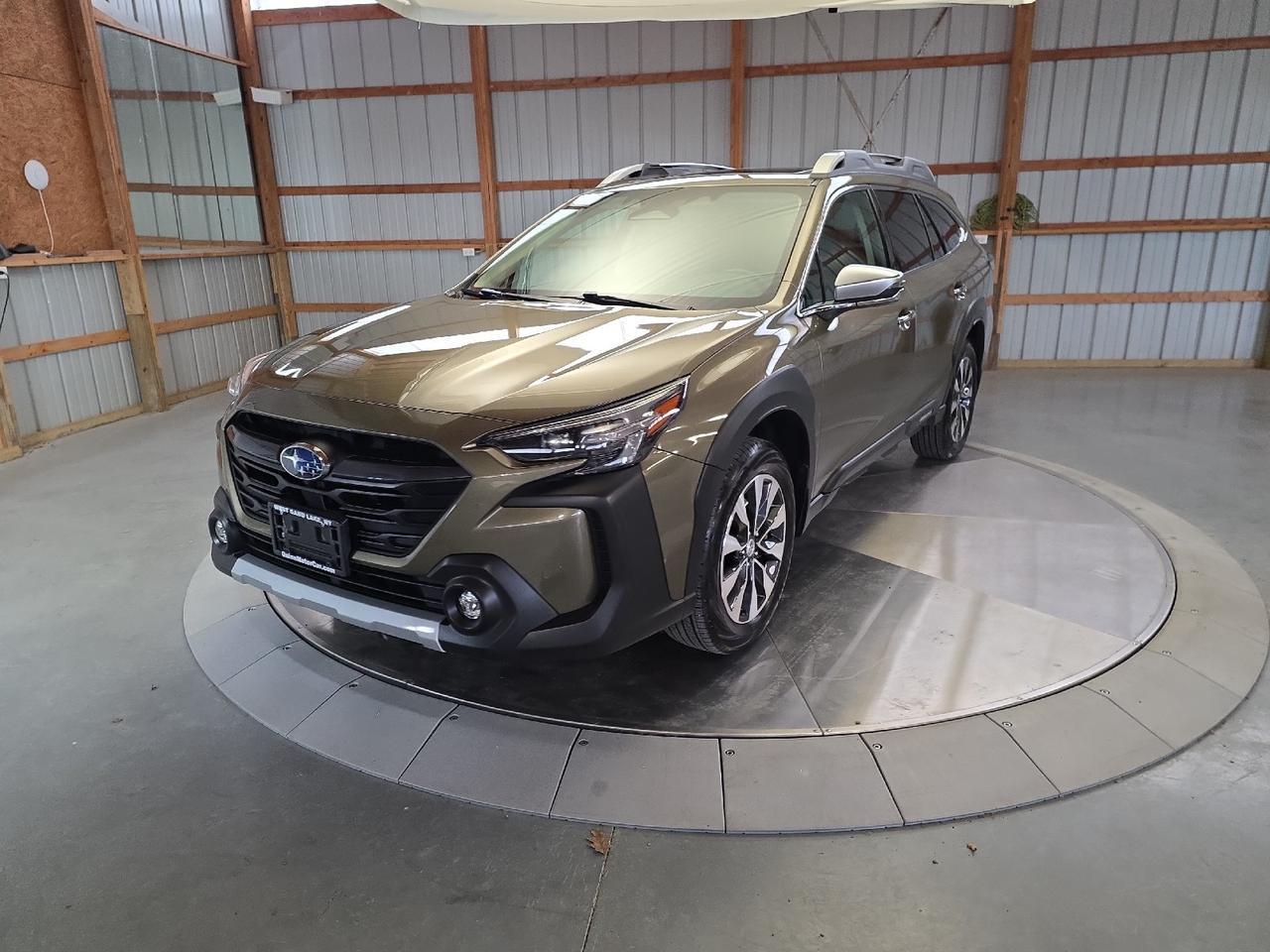 2024 Subaru Outback Touring XT Sand Lake NY