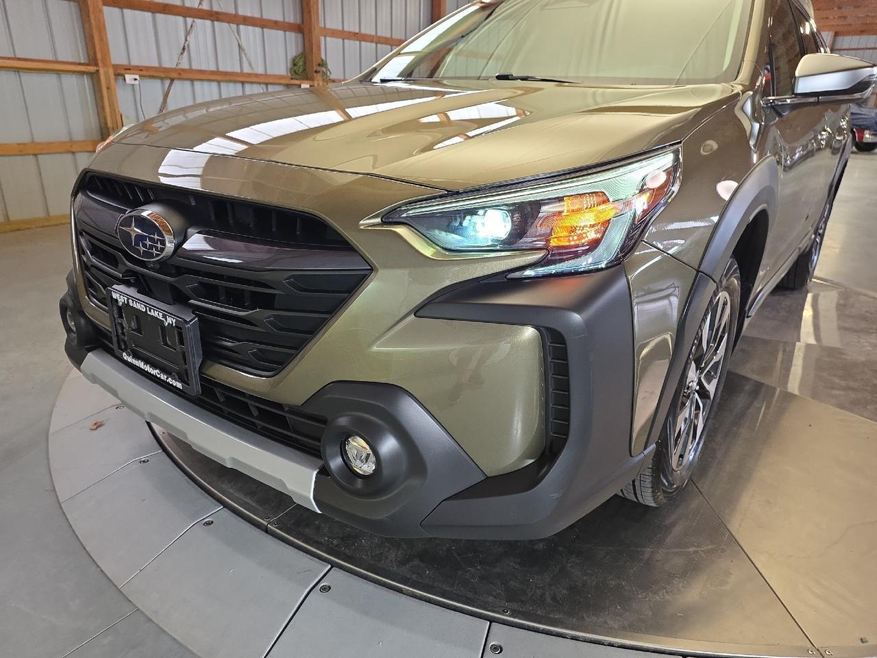 2024 Subaru Outback Touring XT Sand Lake NY