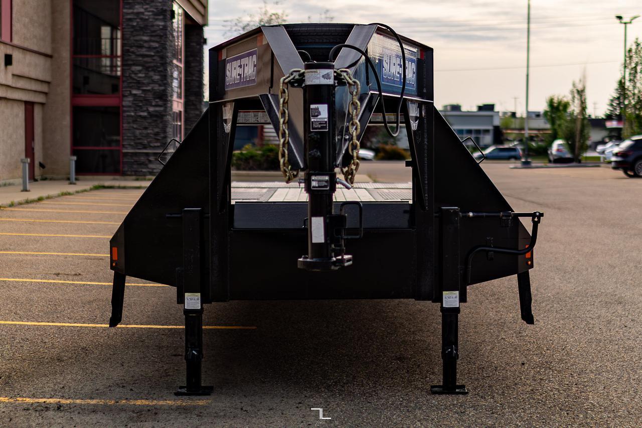 2024 Sure-Trac T/A 30 Ft. Gooseneck Trailer Red Deer AB