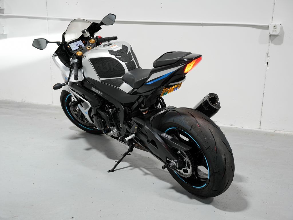 2024 Suzuki GSXR 1000 Sport Bike