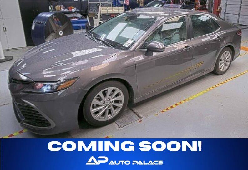 Sedan 2024 TOYOTA CAMRY GRAY 2.5L 4 Cyl Front Wheel Drive LE KBB VALUE 25K WOW