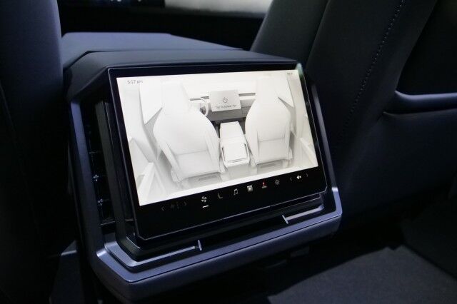 2024 Tesla Cybertruck / AWD / Power Bed Cover / Autopilot! High Point NC