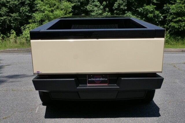 2024 Tesla Cybertruck / AWD / Power Bed Cover / Autopilot! High Point NC