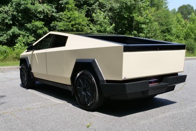 2024 Tesla Cybertruck / AWD / Power Bed Cover / Autopilot! High Point NC
