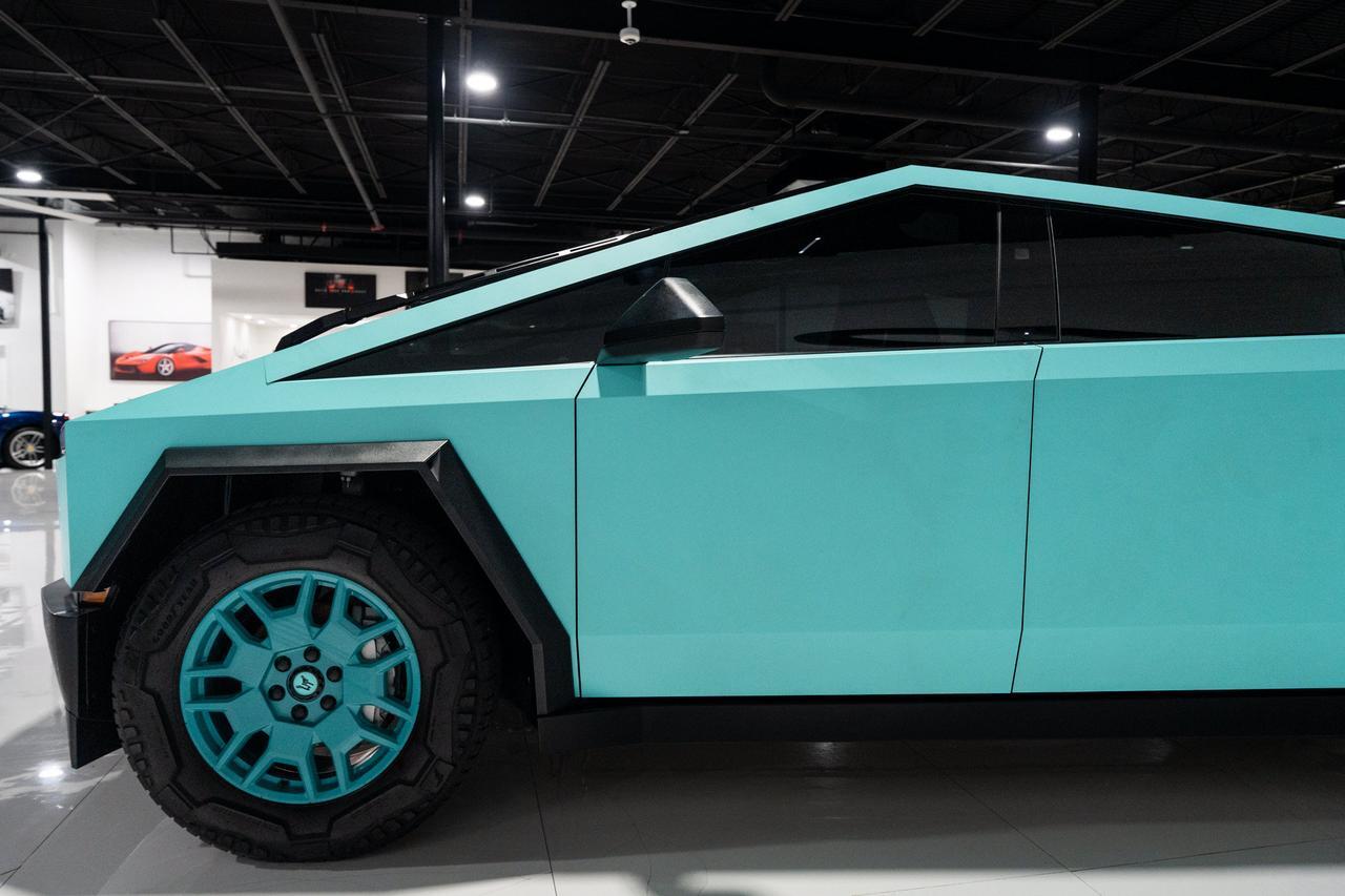 2024 Tesla Cybertruck Fort Lauderdale FL