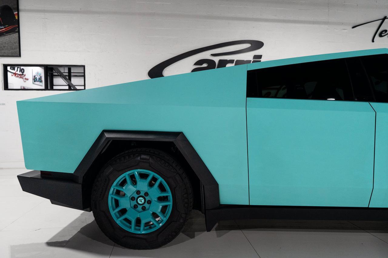 2024 Tesla Cybertruck Fort Lauderdale FL