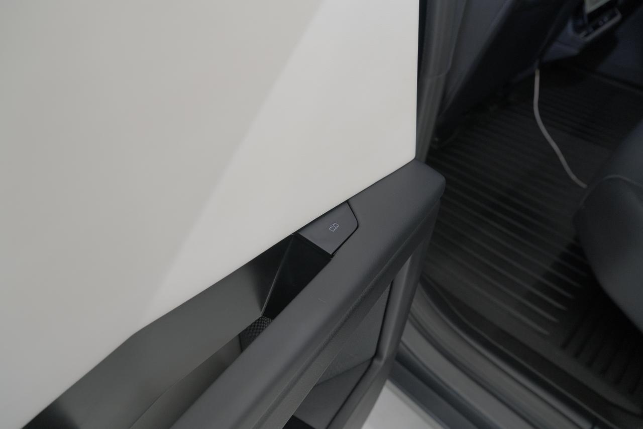 2024 Tesla Cybertruck Miami FL