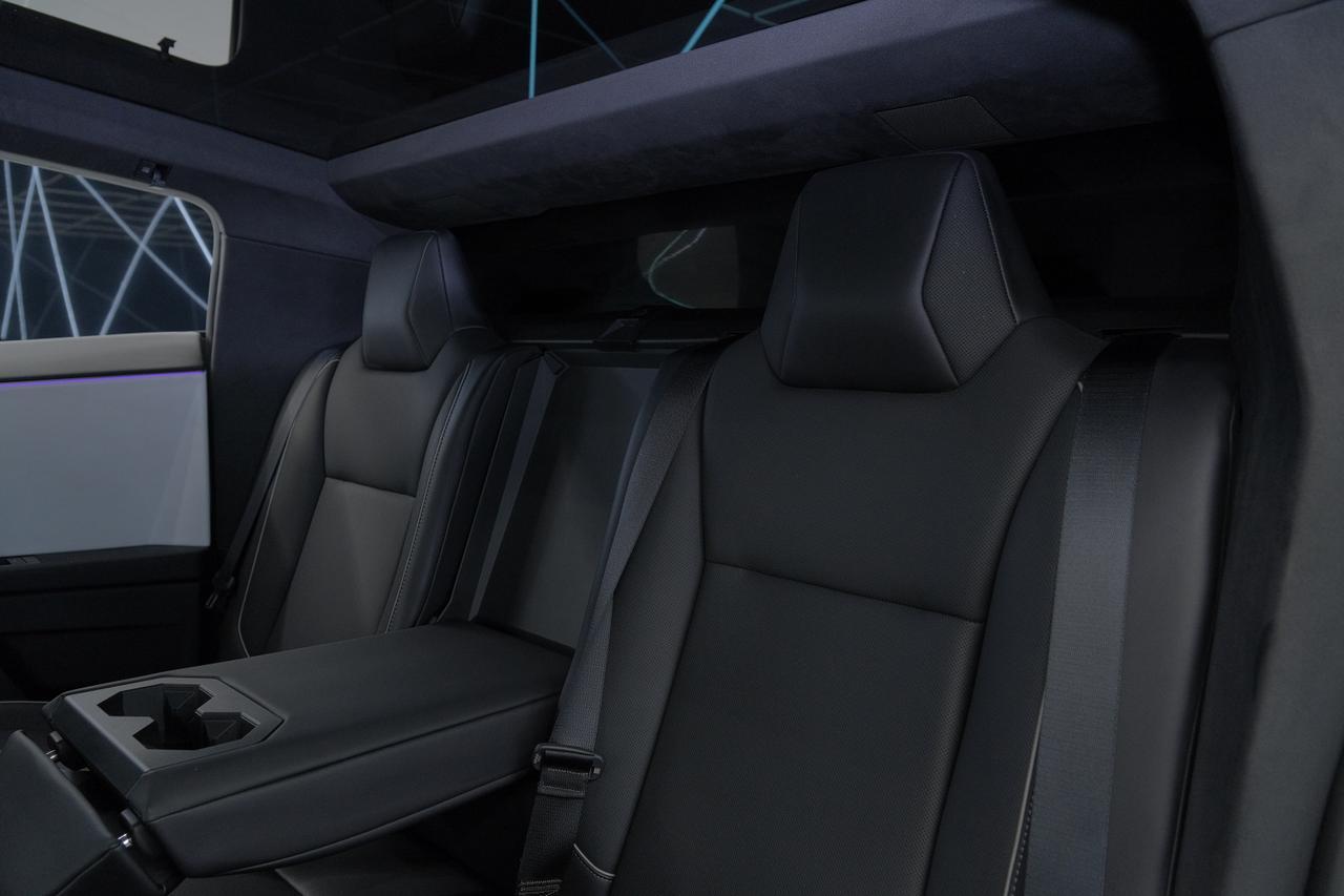 2024 Tesla Cybertruck Miami FL