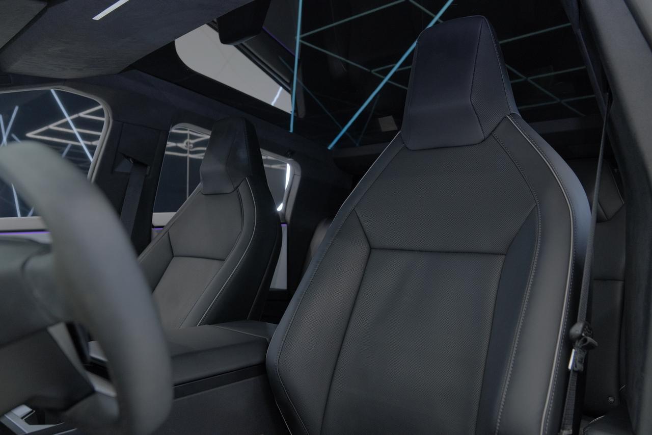 2024 Tesla Cybertruck Miami FL