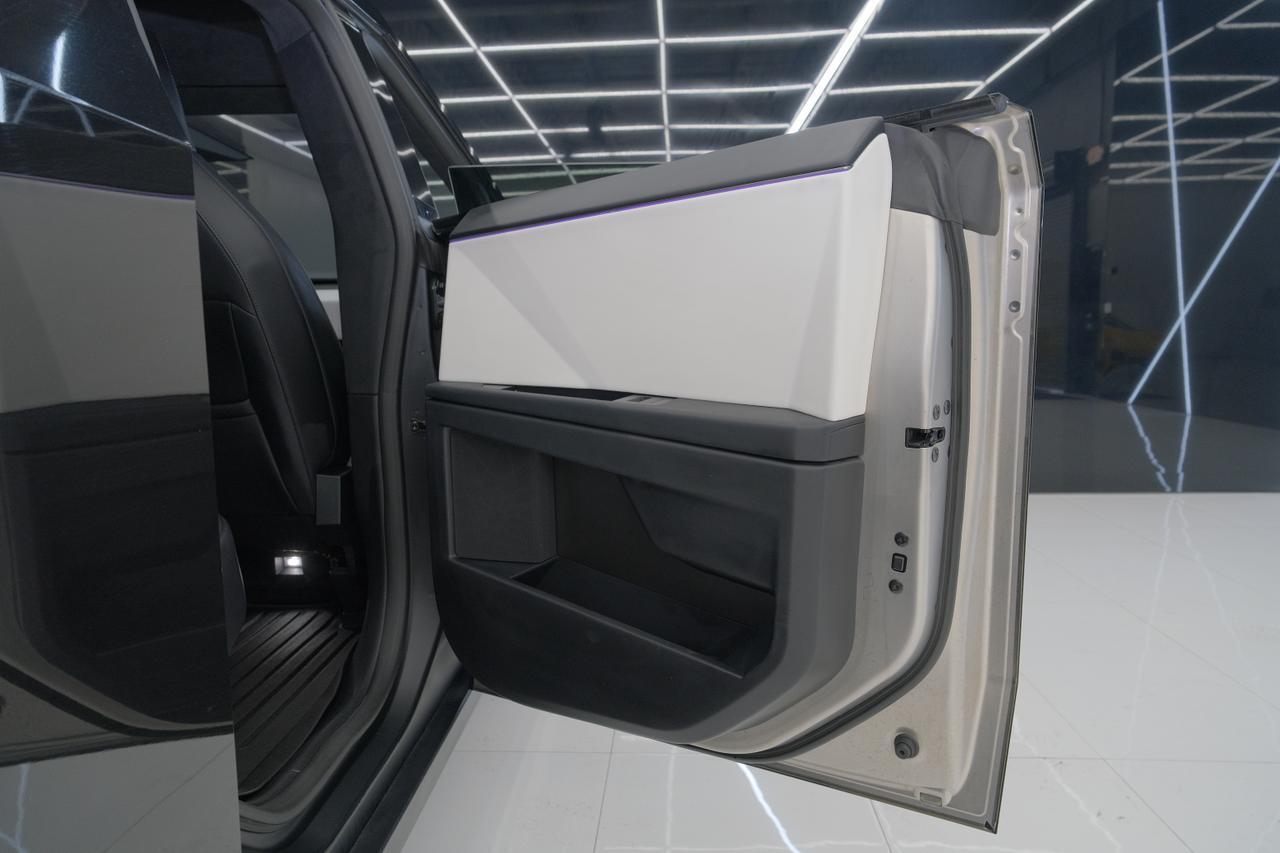 2024 Tesla Cybertruck Miami FL