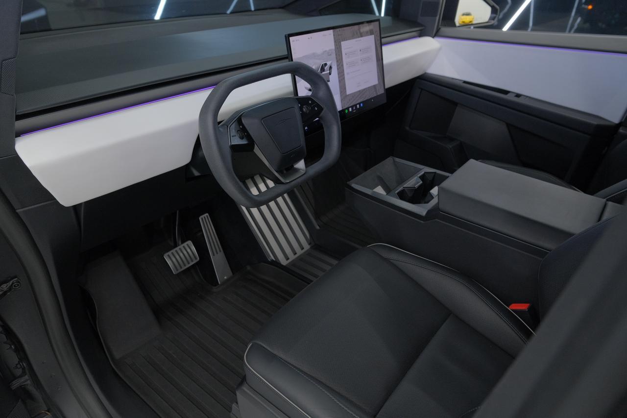 2024 Tesla Cybertruck Miami FL