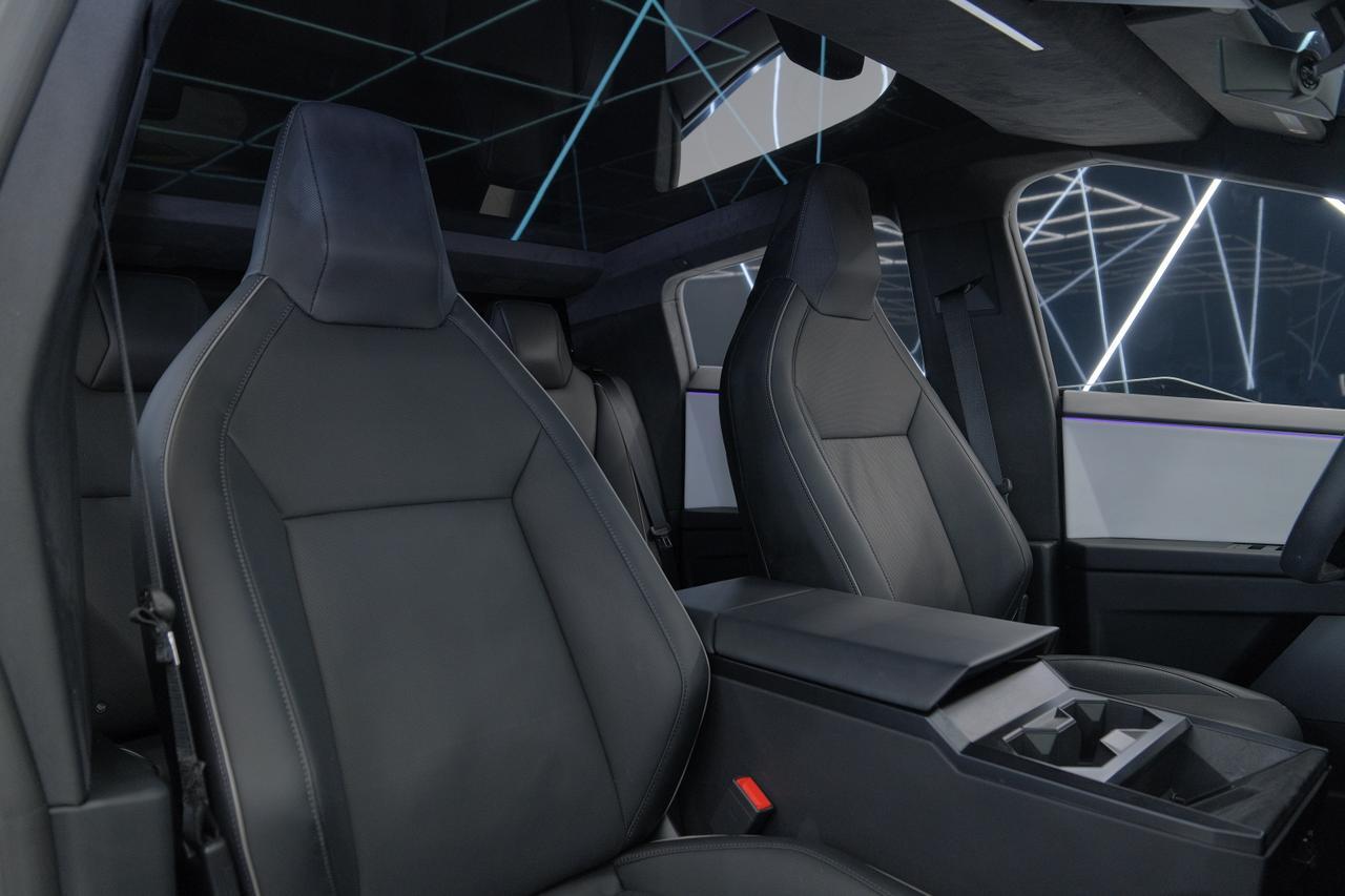 2024 Tesla Cybertruck Miami FL