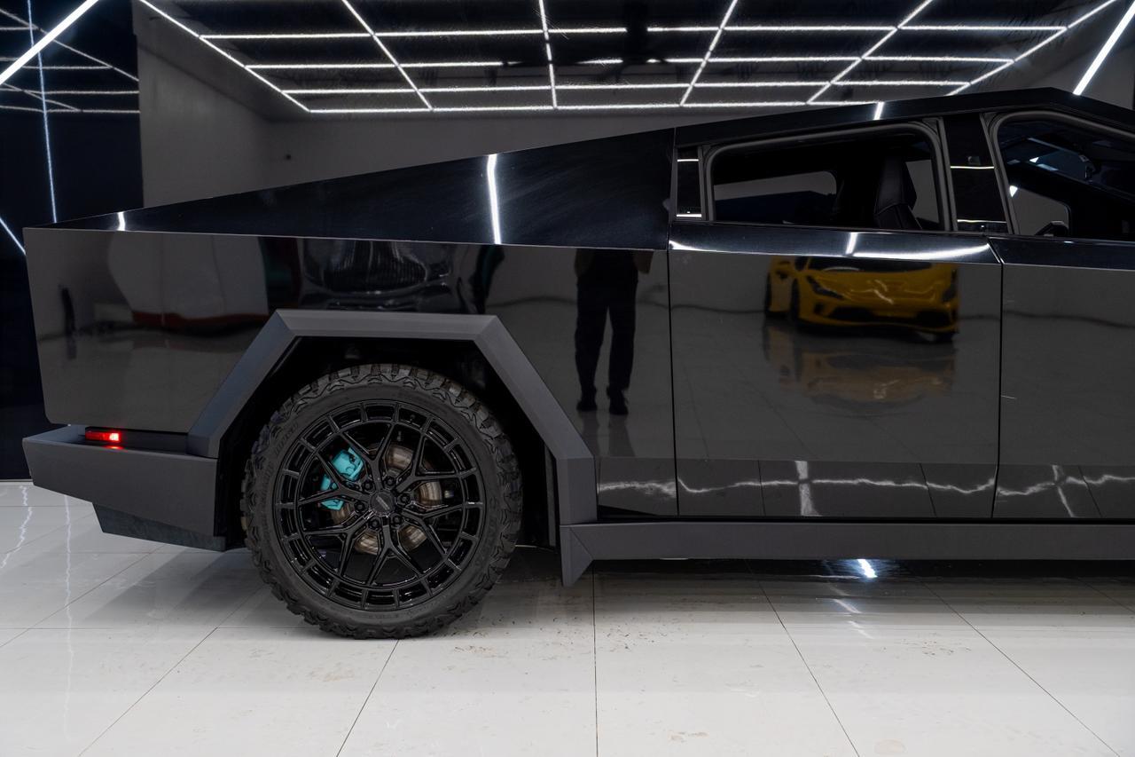 2024 Tesla Cybertruck Miami FL