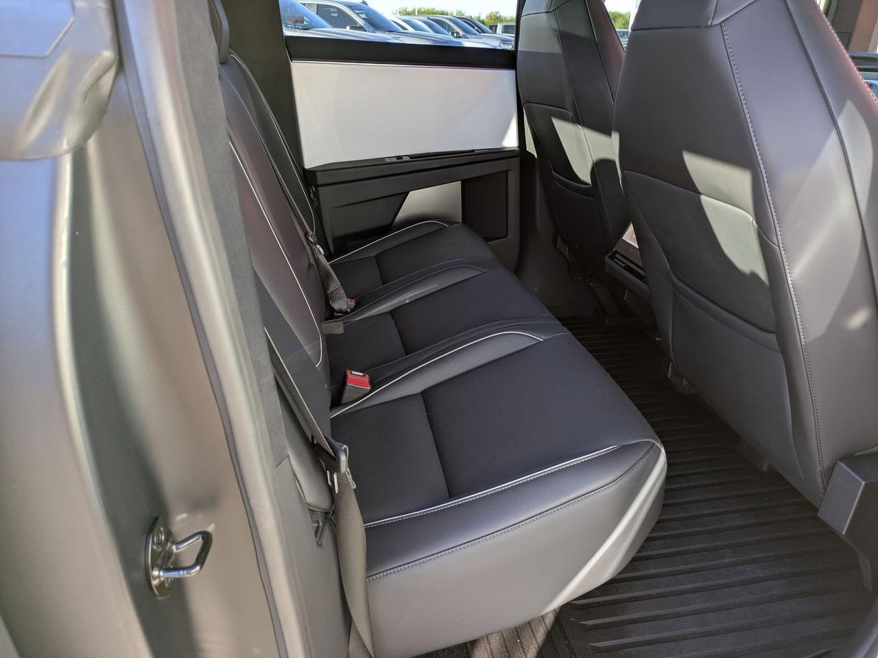 2024 Tesla Cybertruck Castroville TX