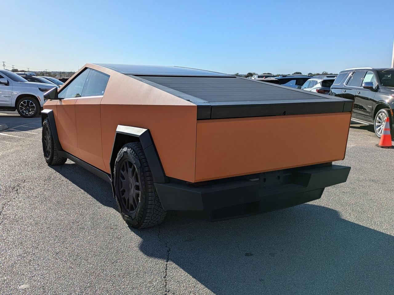 2024 Tesla Cybertruck Castroville TX