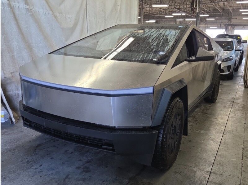 2024 Tesla Cybertruck Willowbrook IL