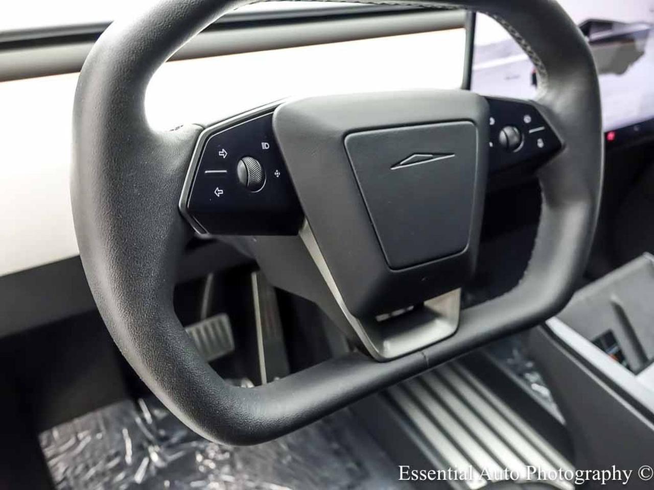 2024 Tesla Cybertruck Willowbrook IL