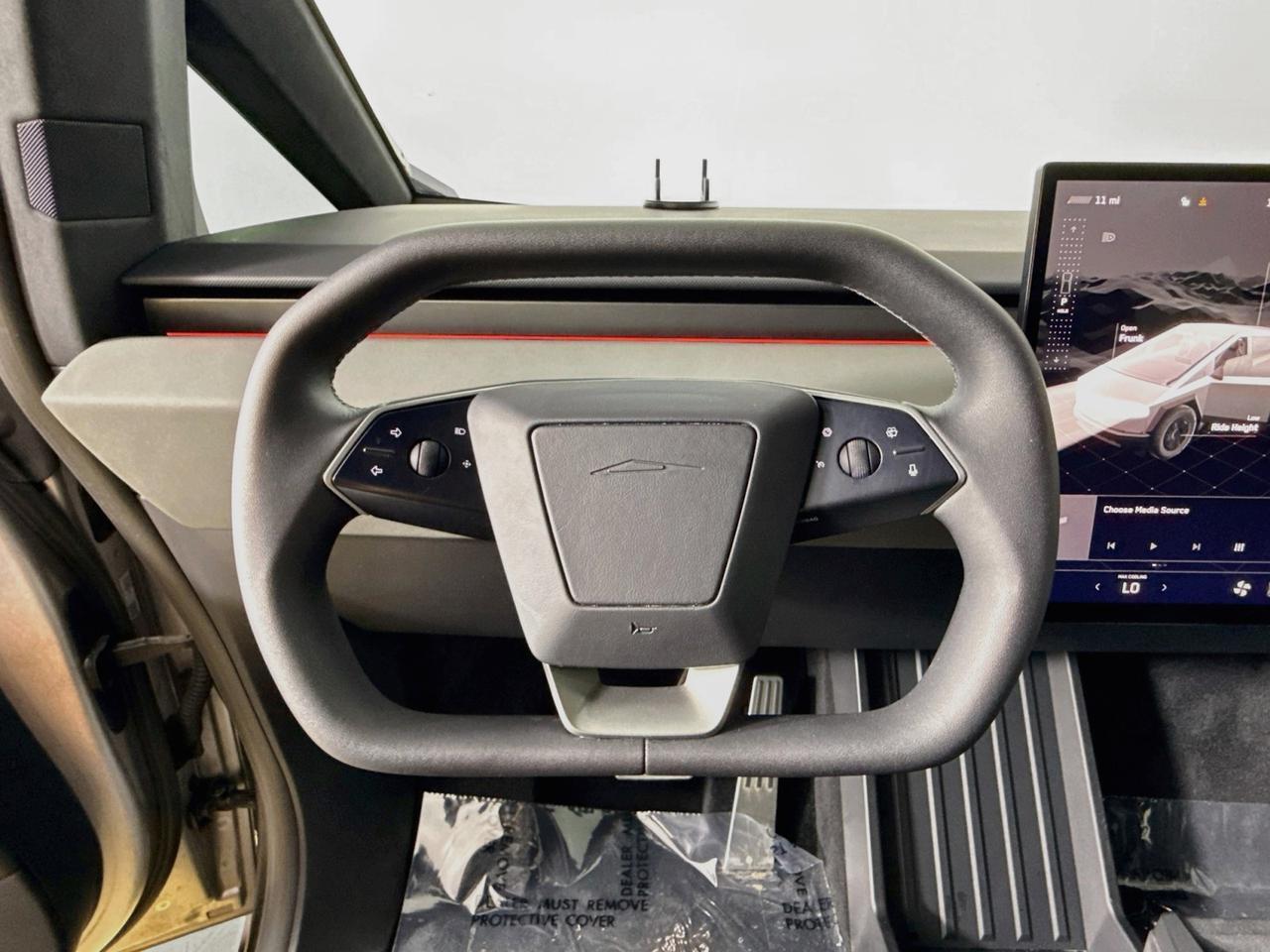 2024 Tesla Cybertruck Willowbrook IL