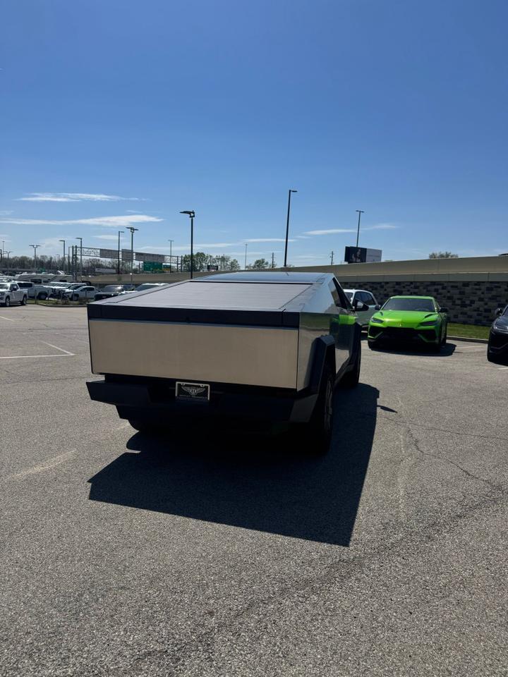 2024 Tesla Cybertruck Base Indianapolis IN