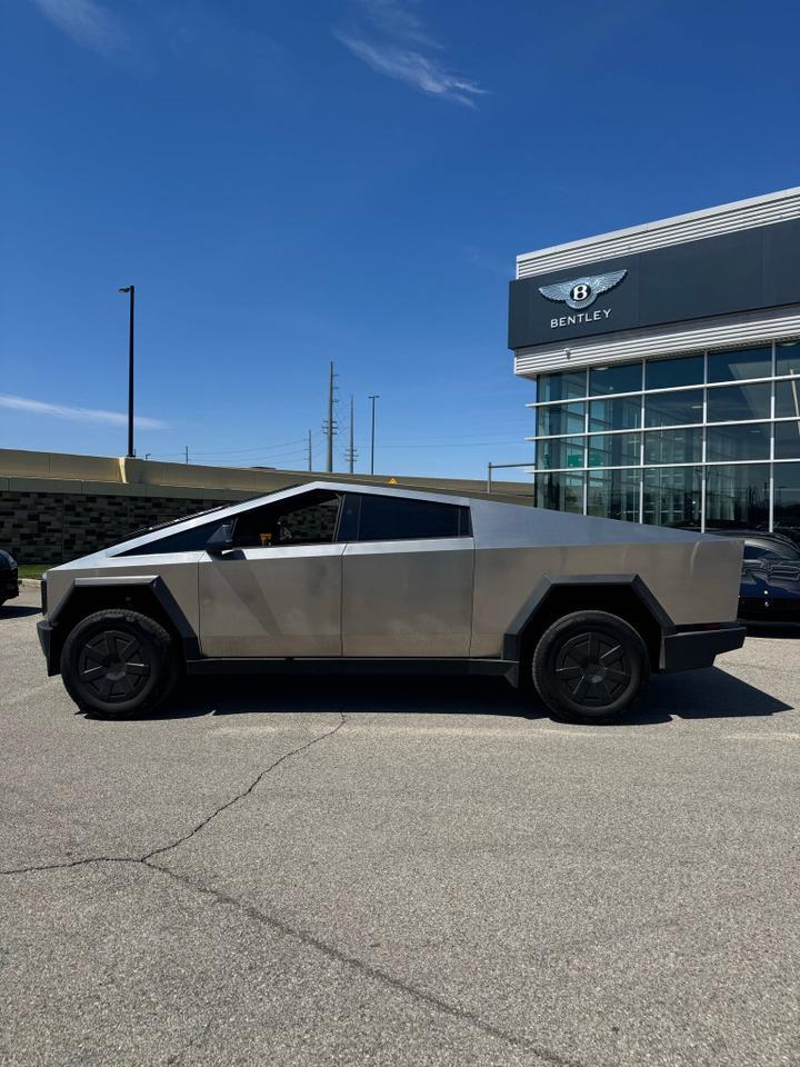2024 Tesla Cybertruck Base Indianapolis IN