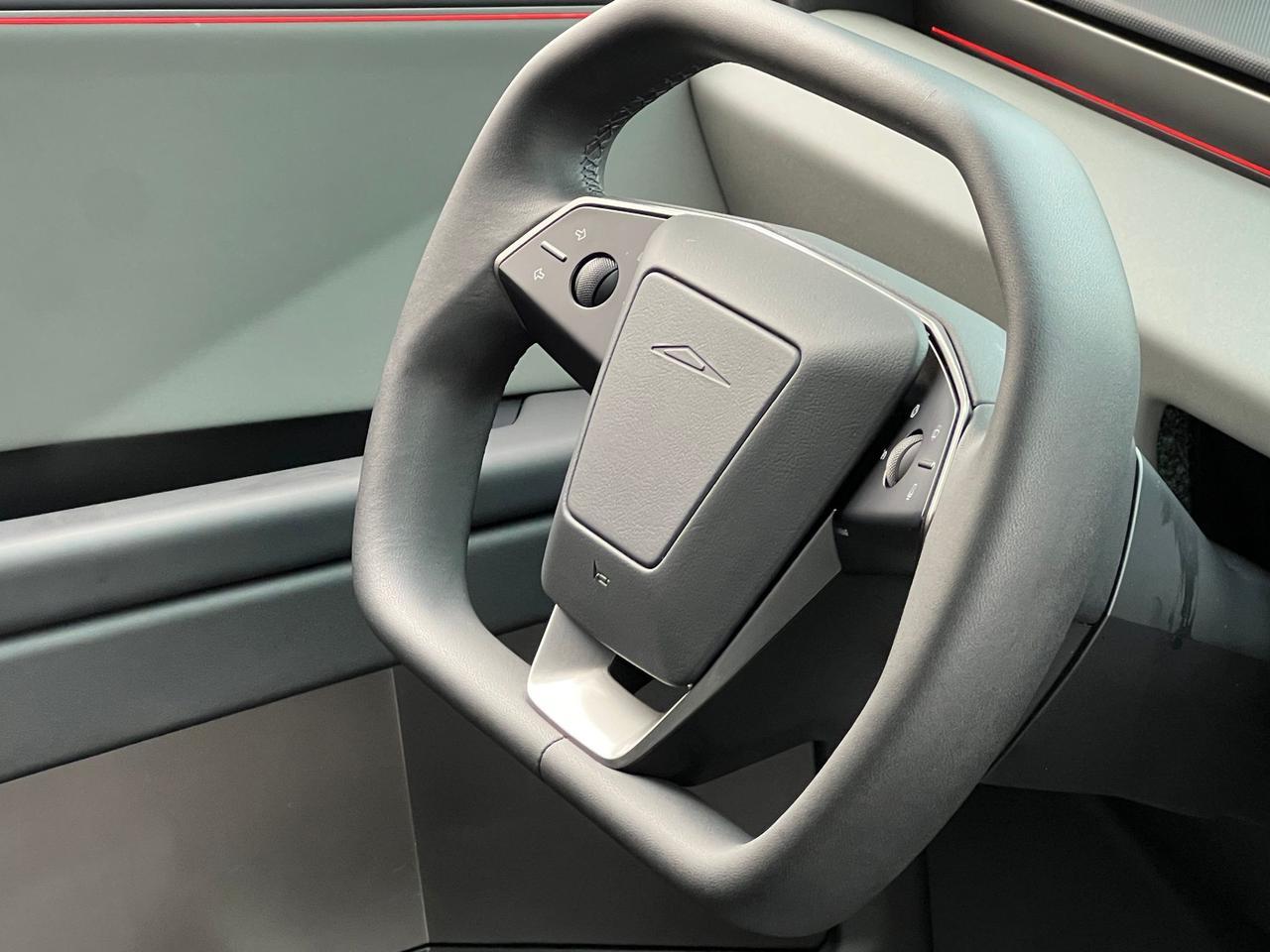 2024 Tesla Cybertruck Base Indianapolis IN