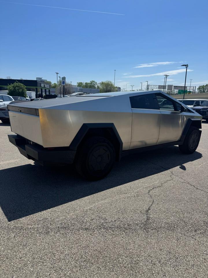 2024 Tesla Cybertruck Base Indianapolis IN