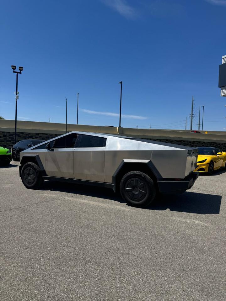 2024 Tesla Cybertruck Base Indianapolis IN