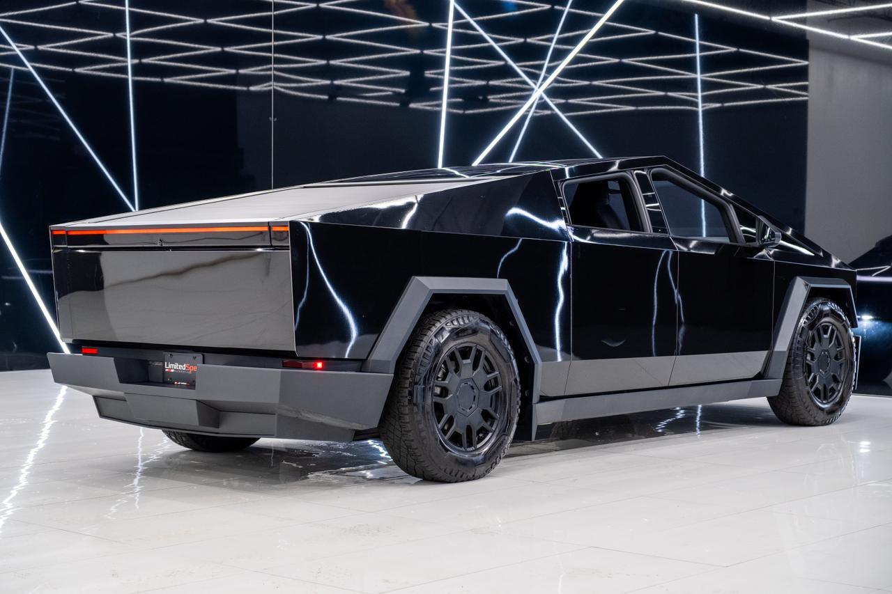 2024 Tesla Cybertruck Base Miami FL