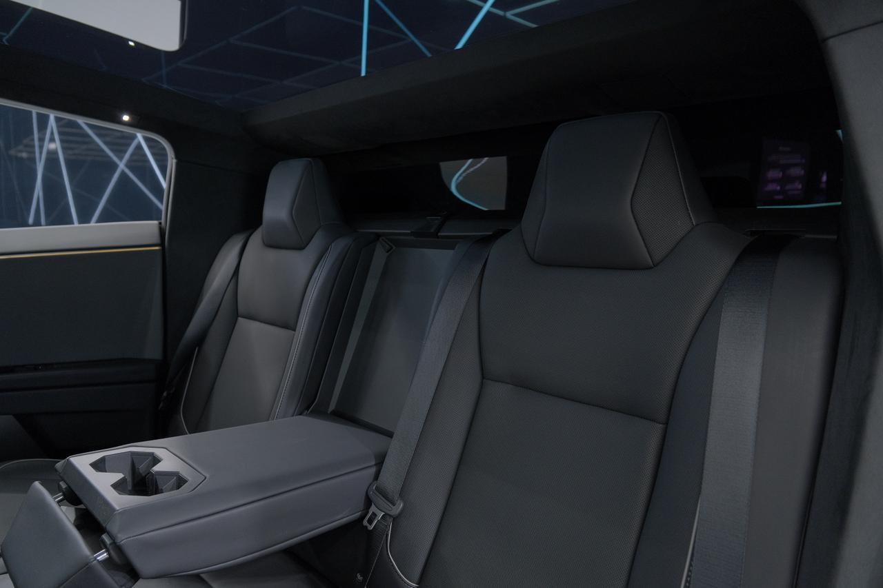 2024 Tesla Cybertruck Base Miami FL