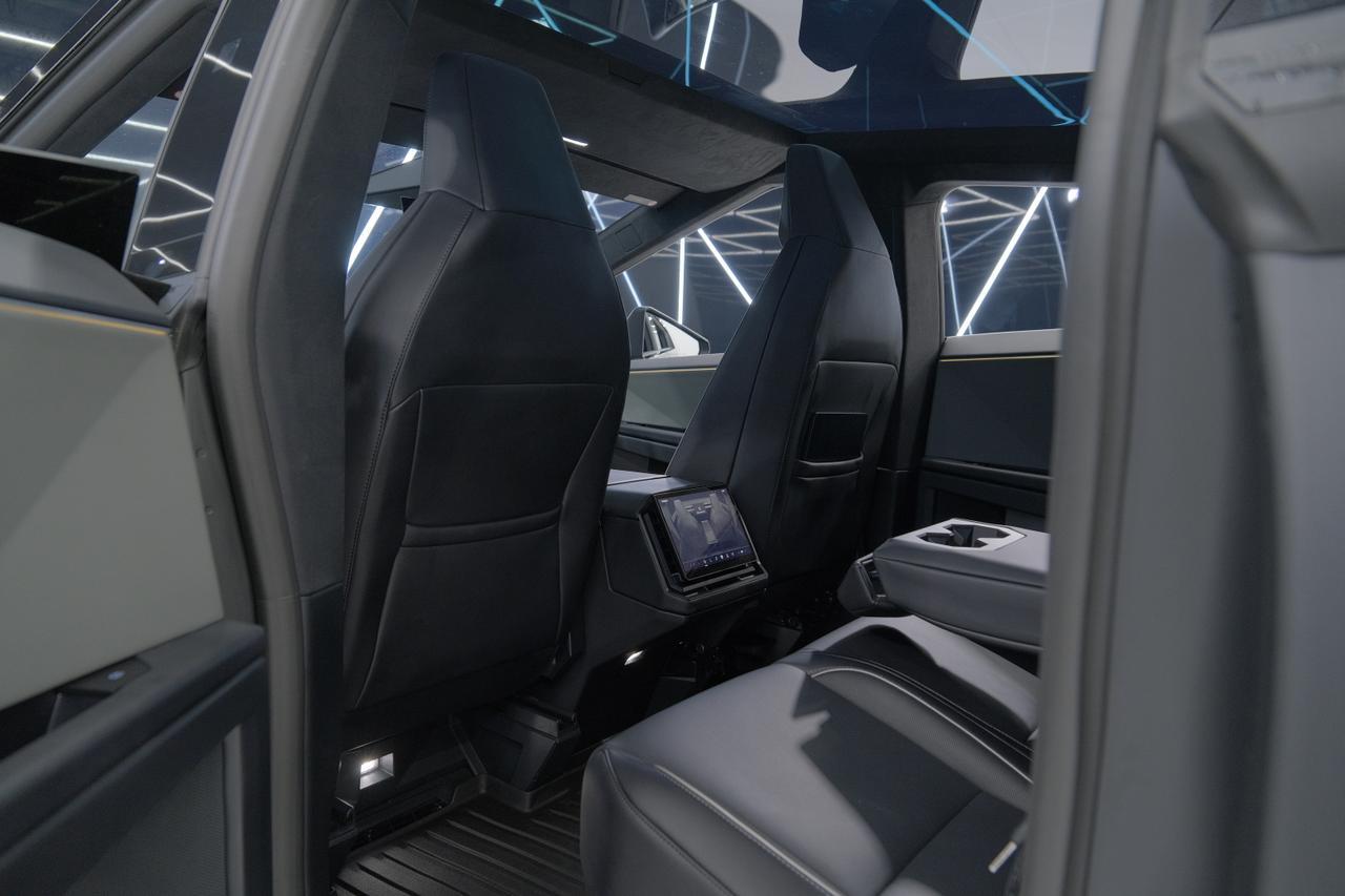 2024 Tesla Cybertruck Base Miami FL