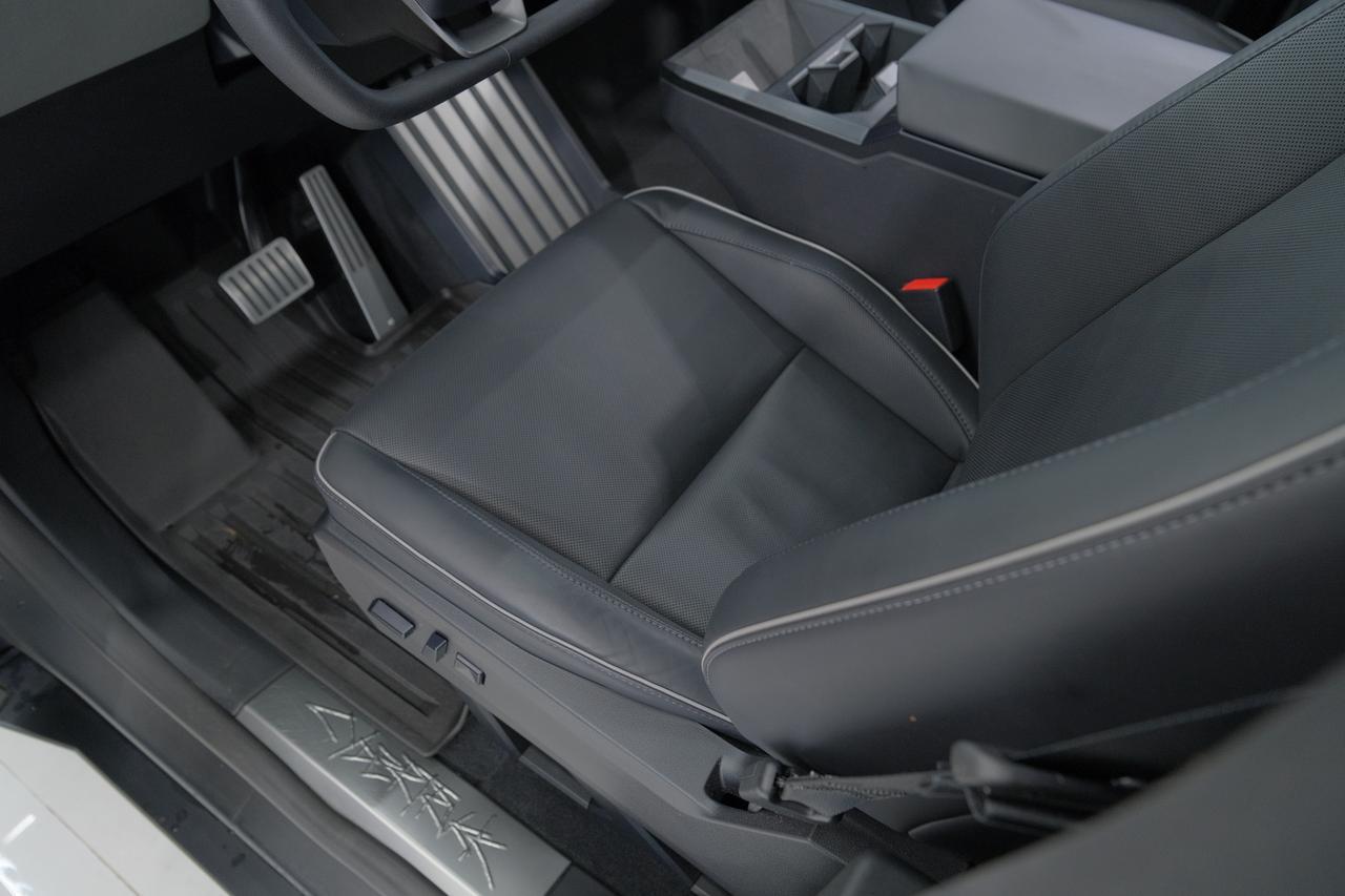 2024 Tesla Cybertruck Base Miami FL