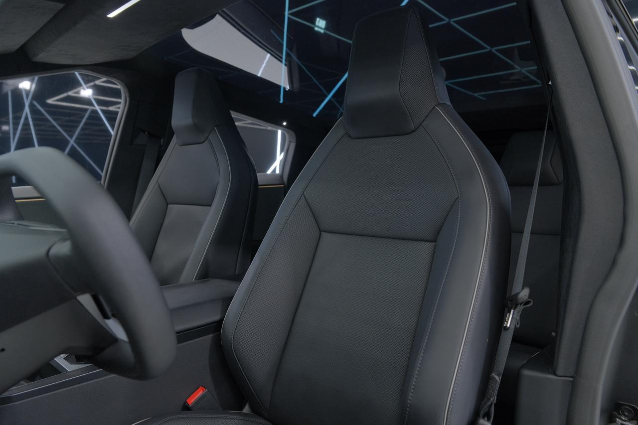 2024 Tesla Cybertruck Base Miami FL