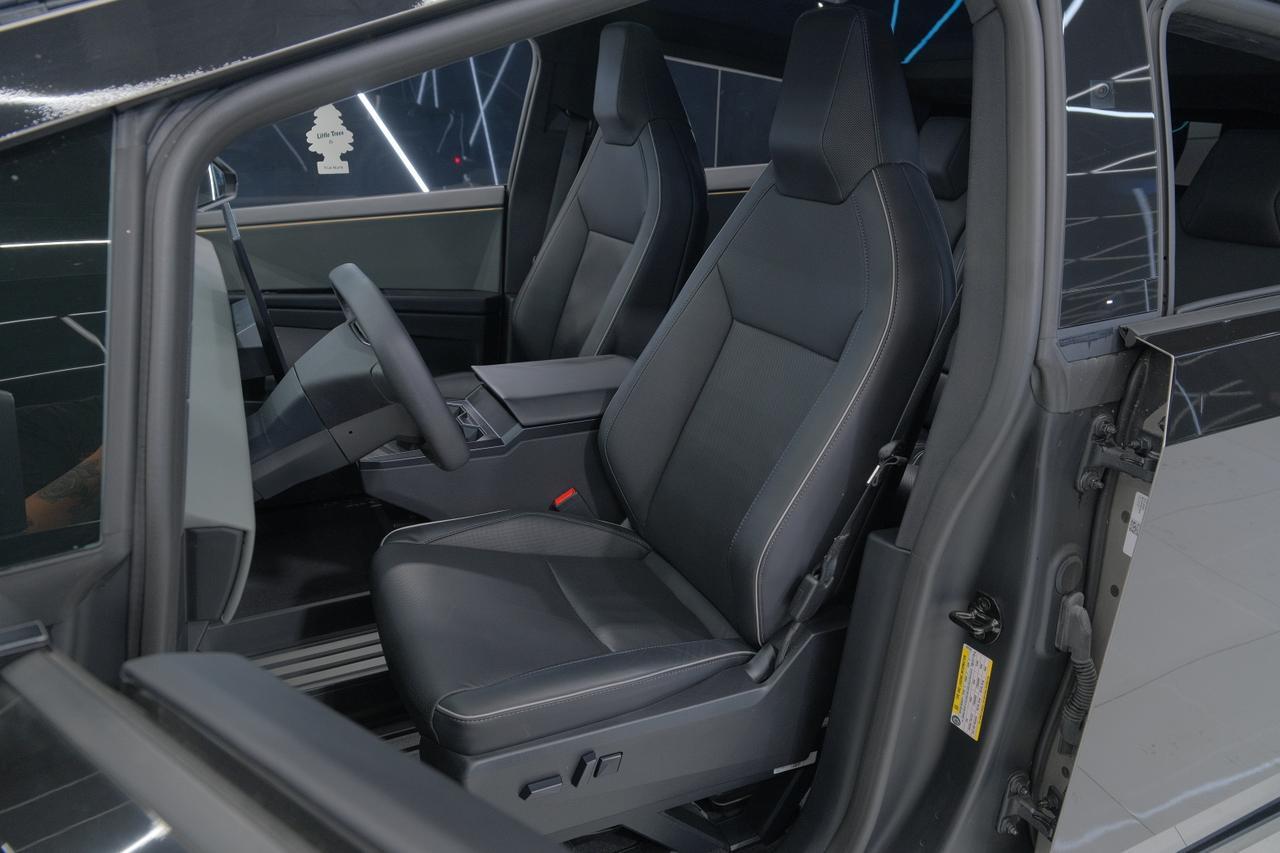 2024 Tesla Cybertruck Base Miami FL