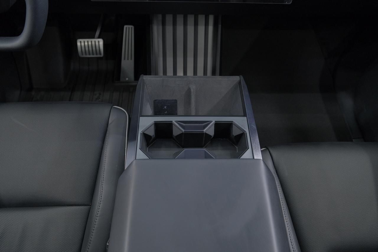 2024 Tesla Cybertruck Base Miami FL