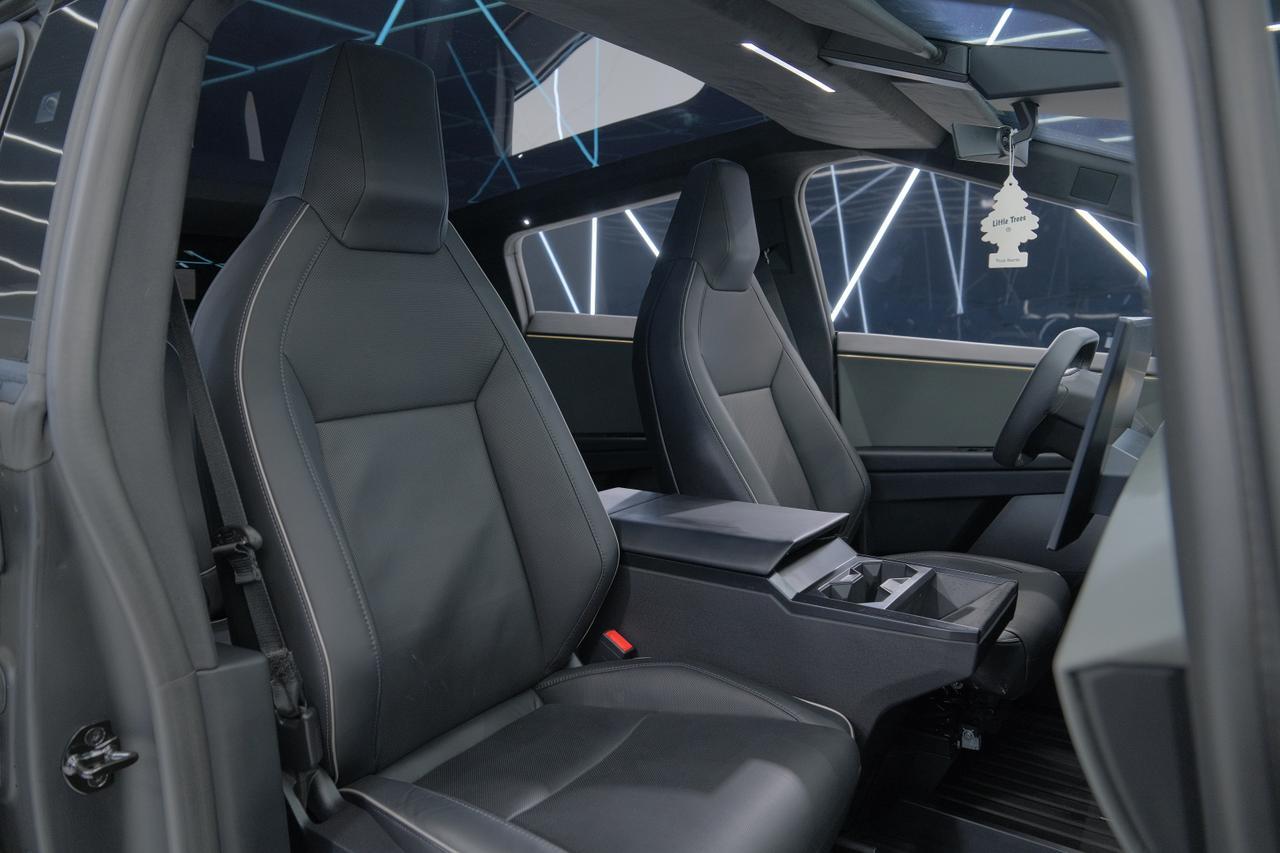 2024 Tesla Cybertruck Base Miami FL