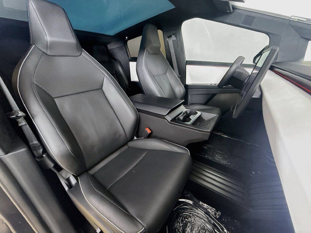 2024 Tesla Cybertruck Base Willowbrook IL