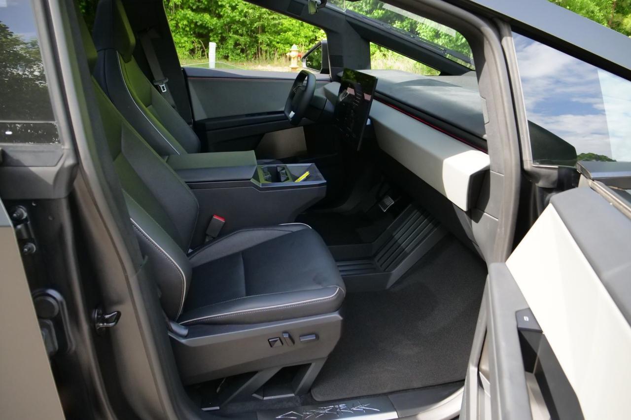 2024 Tesla Cybertruck Cyberbeast / AWD / FSD Included / Cooled Seats! Lincolnton NC
